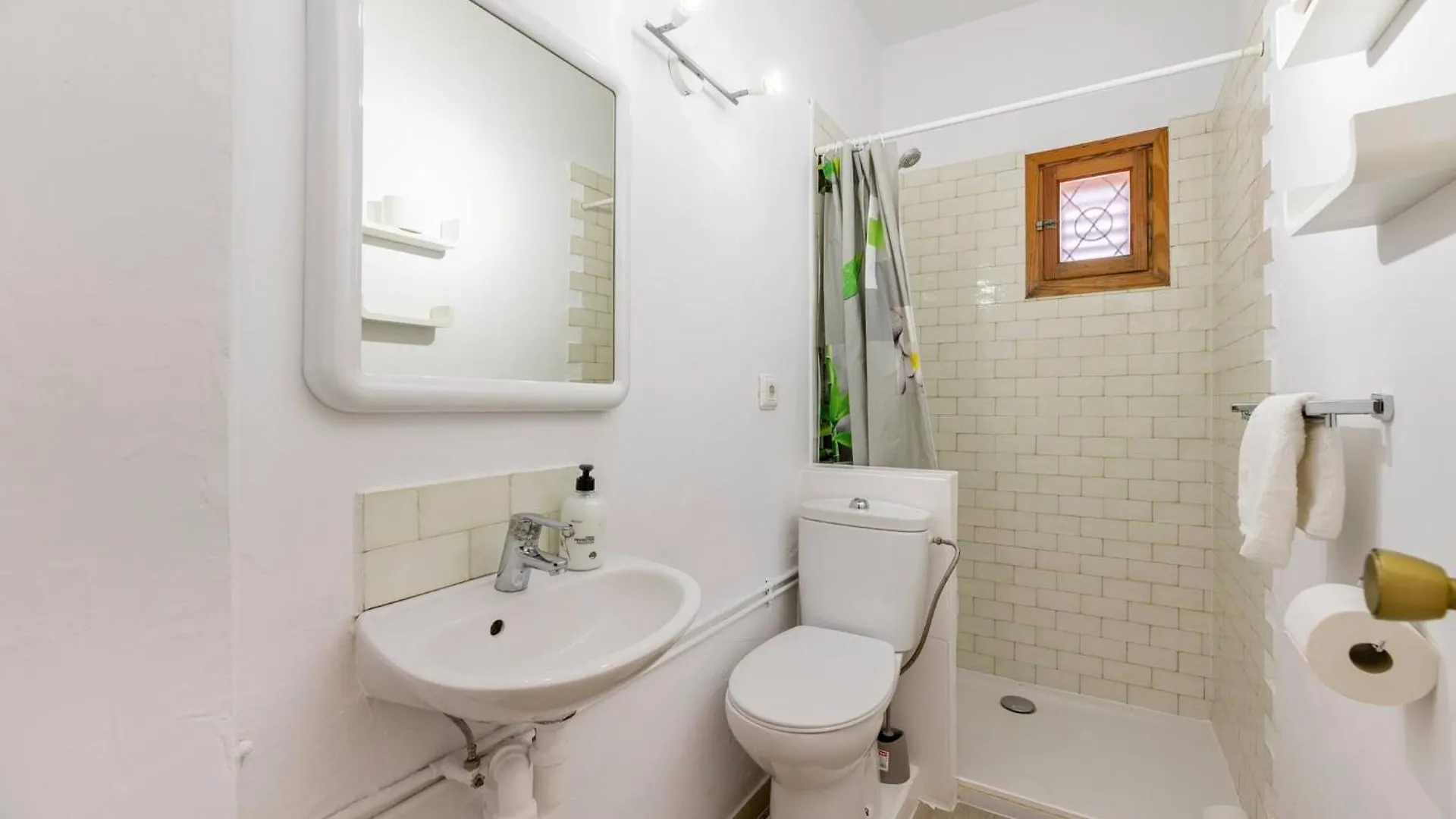 Inibiza Villas - Villa Bartomeu Sant Jordi de ses Salines 0*,